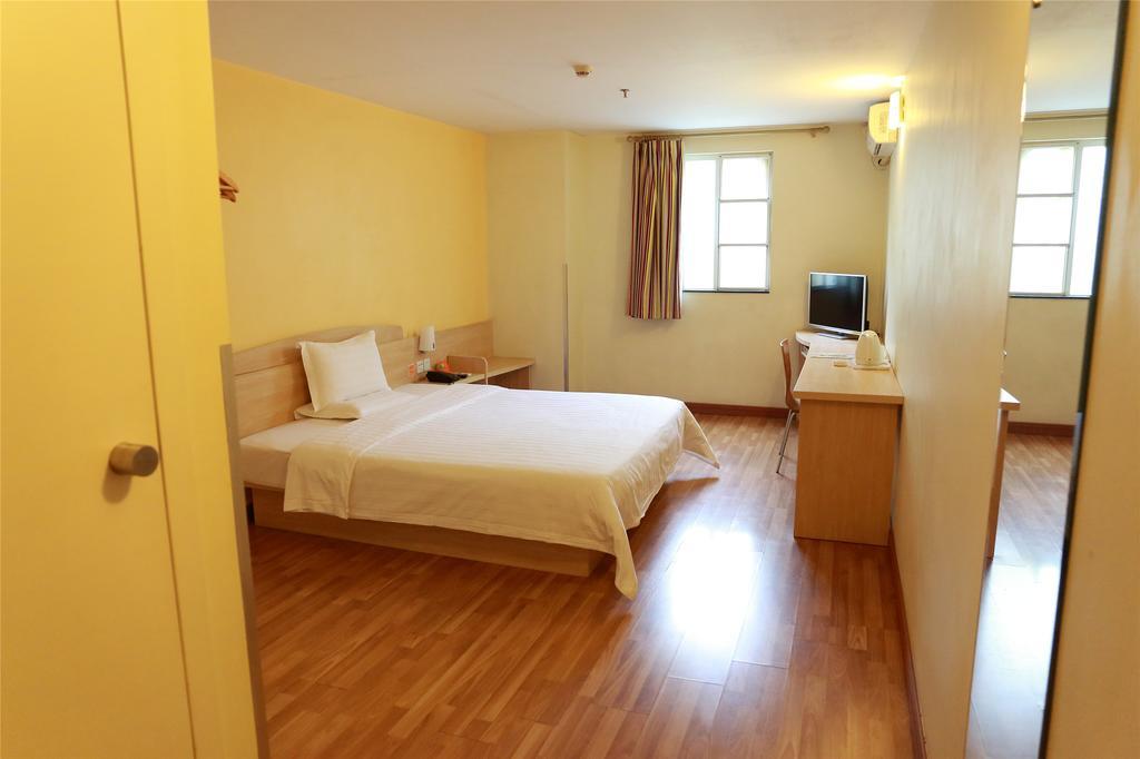 7Days Inn Qingdao Liuting Airport חדר תמונה